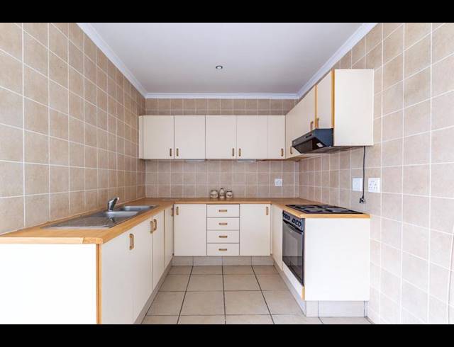 1 BEDROOM APARTMENT FOR SALE IN HILTON CENTRAL